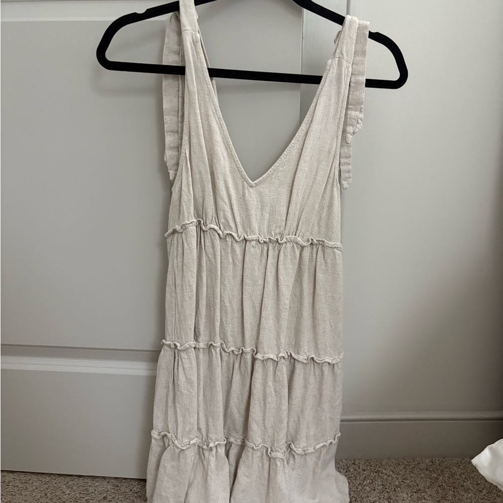 Petal & Pup V-Neck Cream Dress